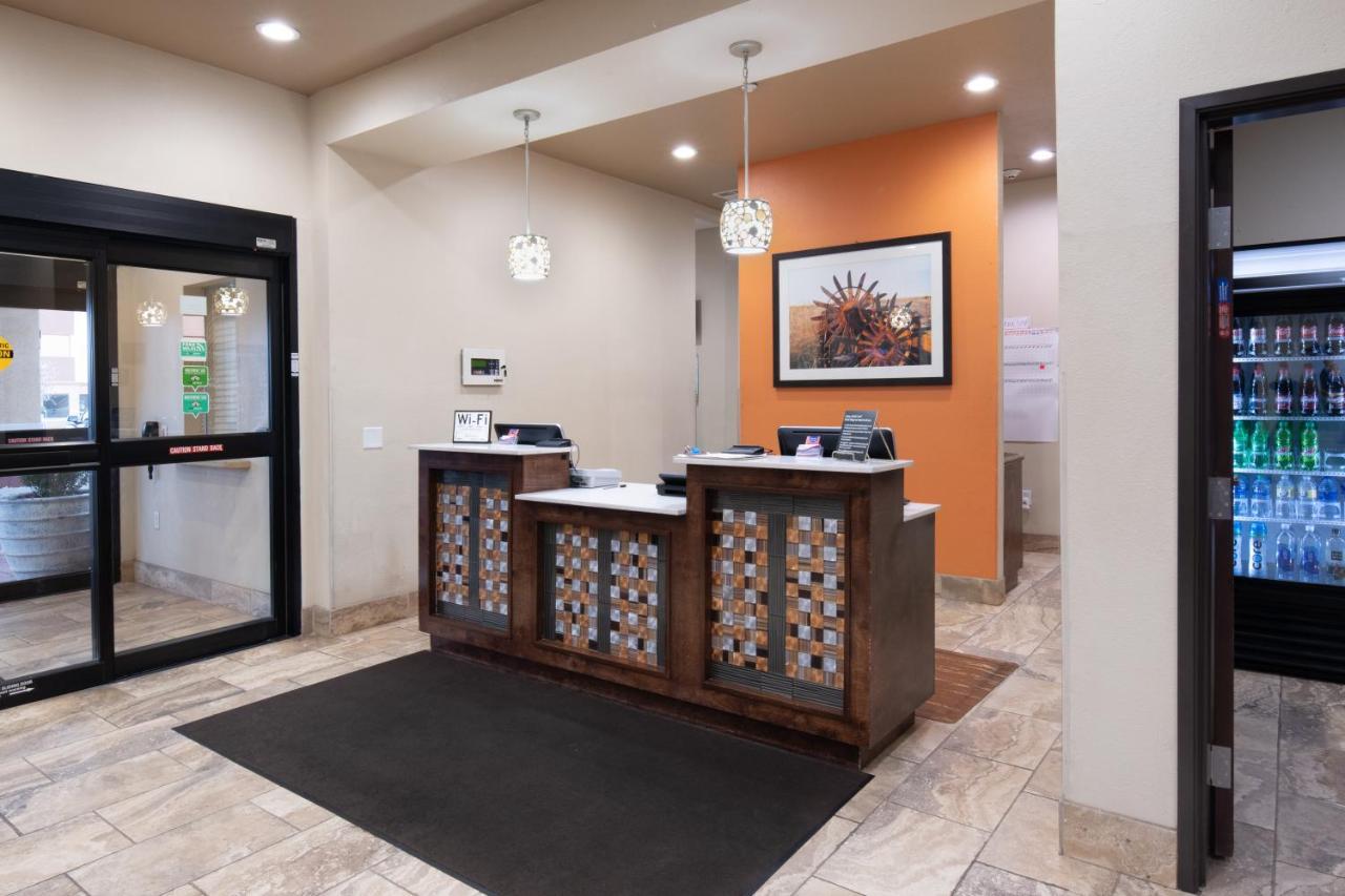 Home Away Kitchen Suites Enid 外观 照片
