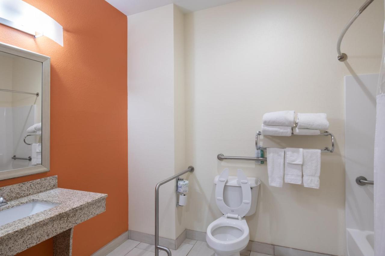Home Away Kitchen Suites Enid 外观 照片