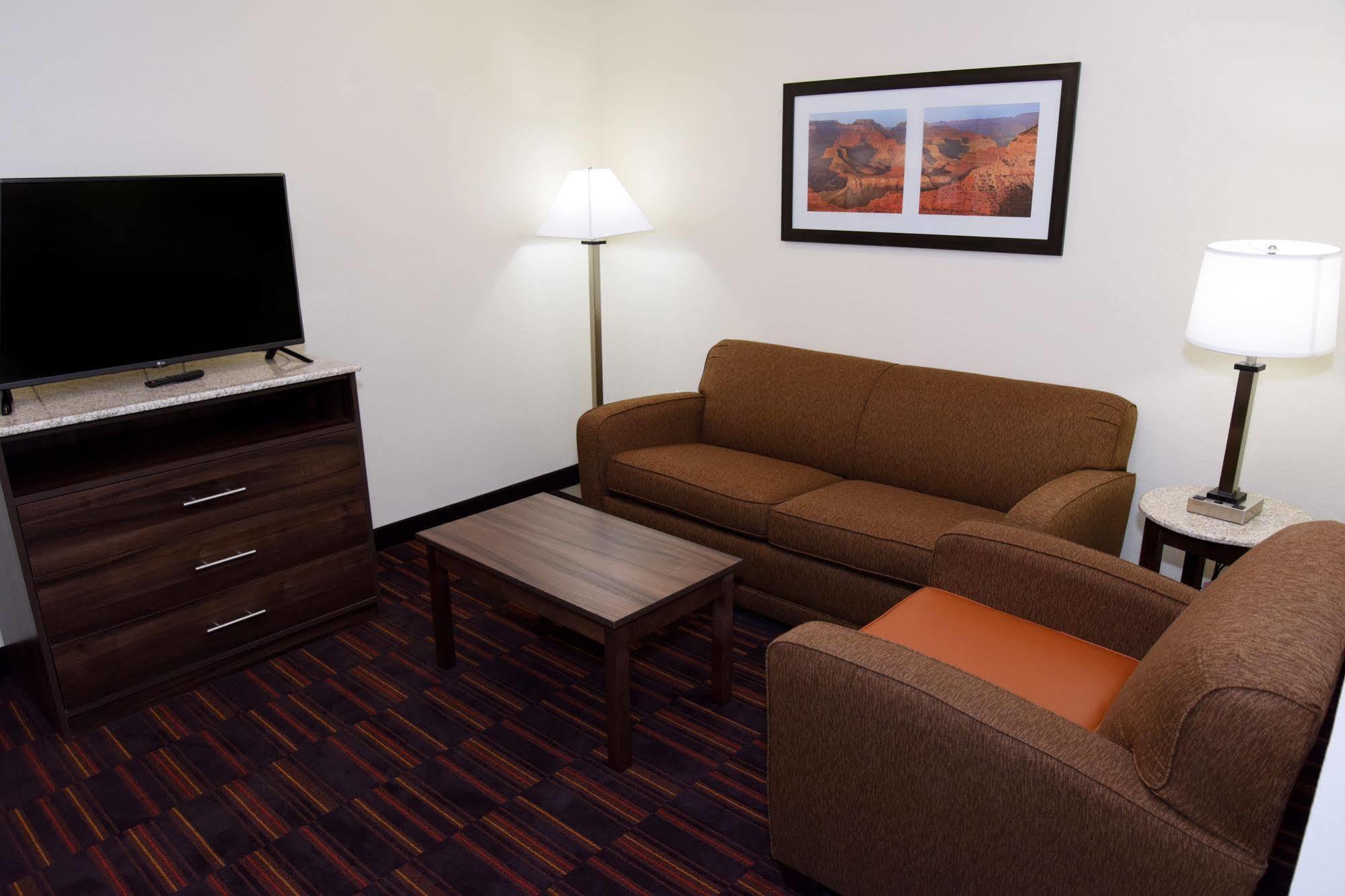 Home Away Kitchen Suites Enid 外观 照片